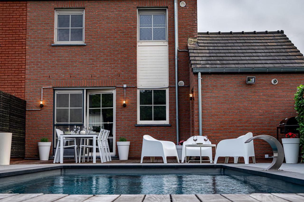 Chez Sabine Et Eric Maison Pour 6 Personnes Avec Piscine Chauffee Andenne 外观 照片