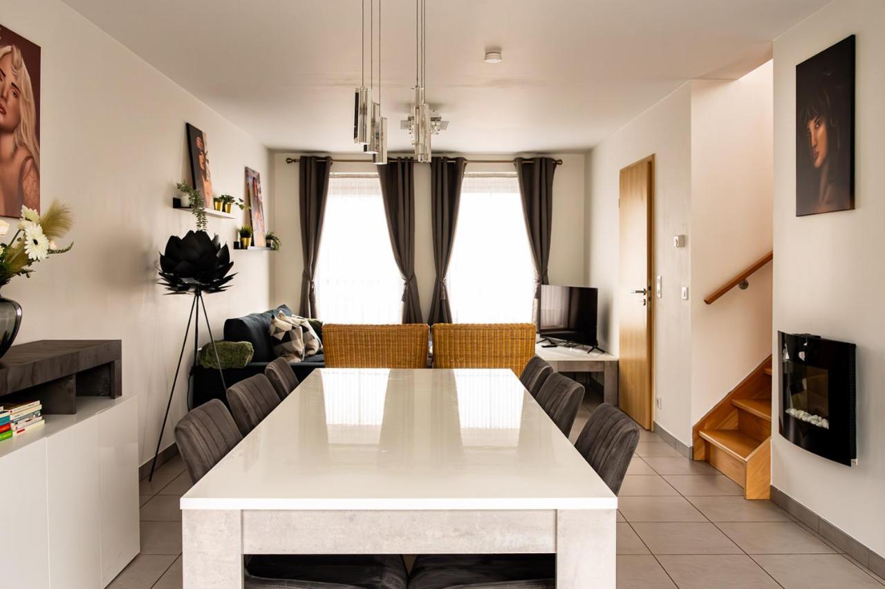 Chez Sabine Et Eric Maison Pour 6 Personnes Avec Piscine Chauffee Andenne 外观 照片